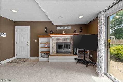 3544 Ada Vista Drive Uniontown OH 44685