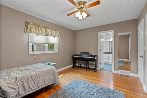 3544 Ada Vista Drive Uniontown OH 44685