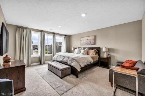 32642 Royal Troon Drive Avon Lake OH 44012