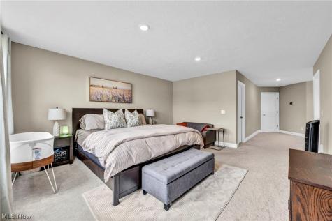 32642 Royal Troon Drive Avon Lake OH 44012