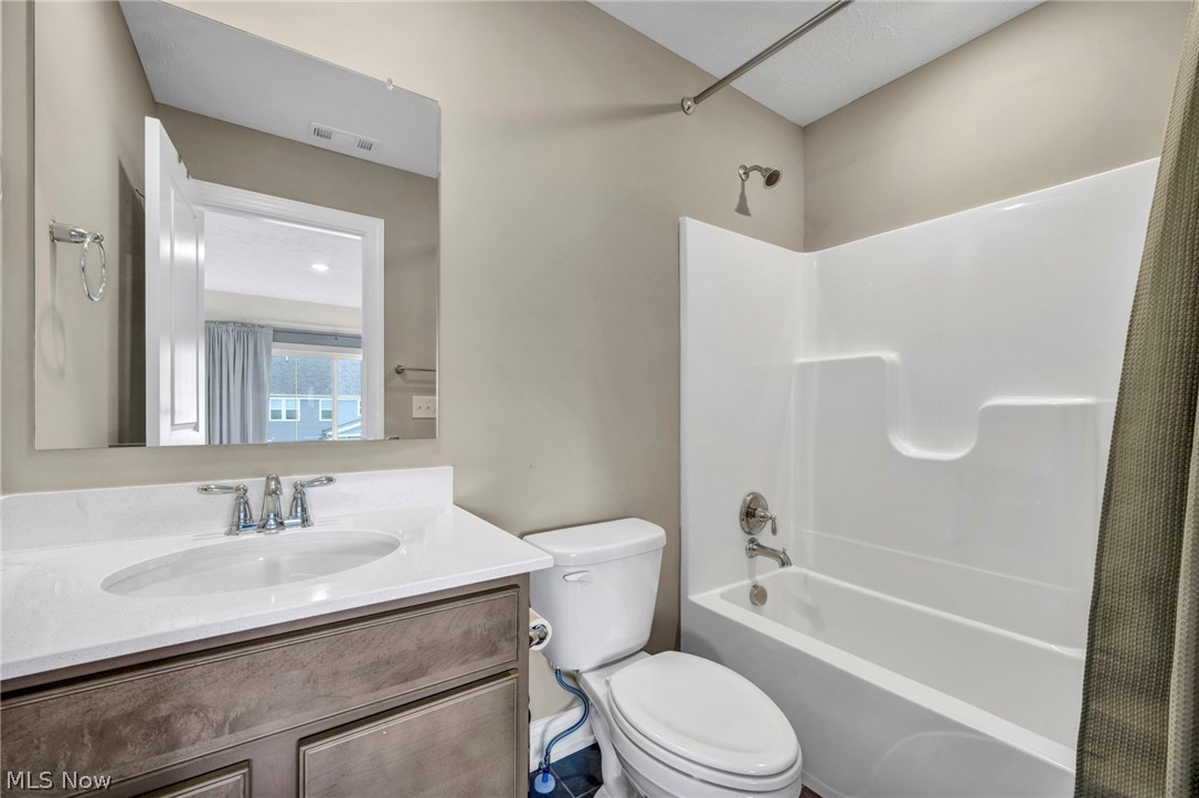 32642 Royal Troon Drive Avon Lake OH 44012