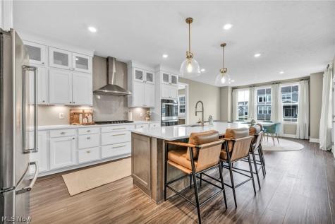32642 Royal Troon Drive Avon Lake OH 44012