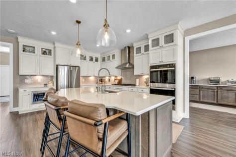 32642 Royal Troon Drive Avon Lake OH 44012