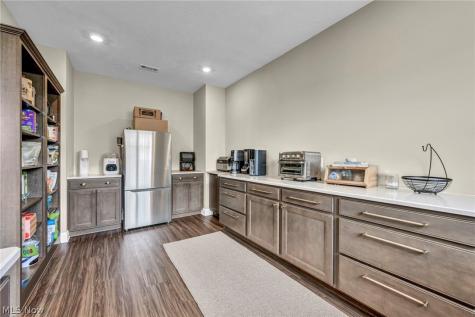 32642 Royal Troon Drive Avon Lake OH 44012