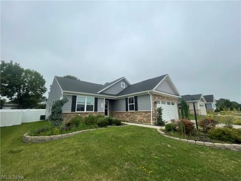 6913 Gauntlet Street SW Massillon OH 44646