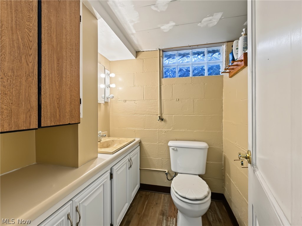 553 Judith Lane Struthers OH 44471