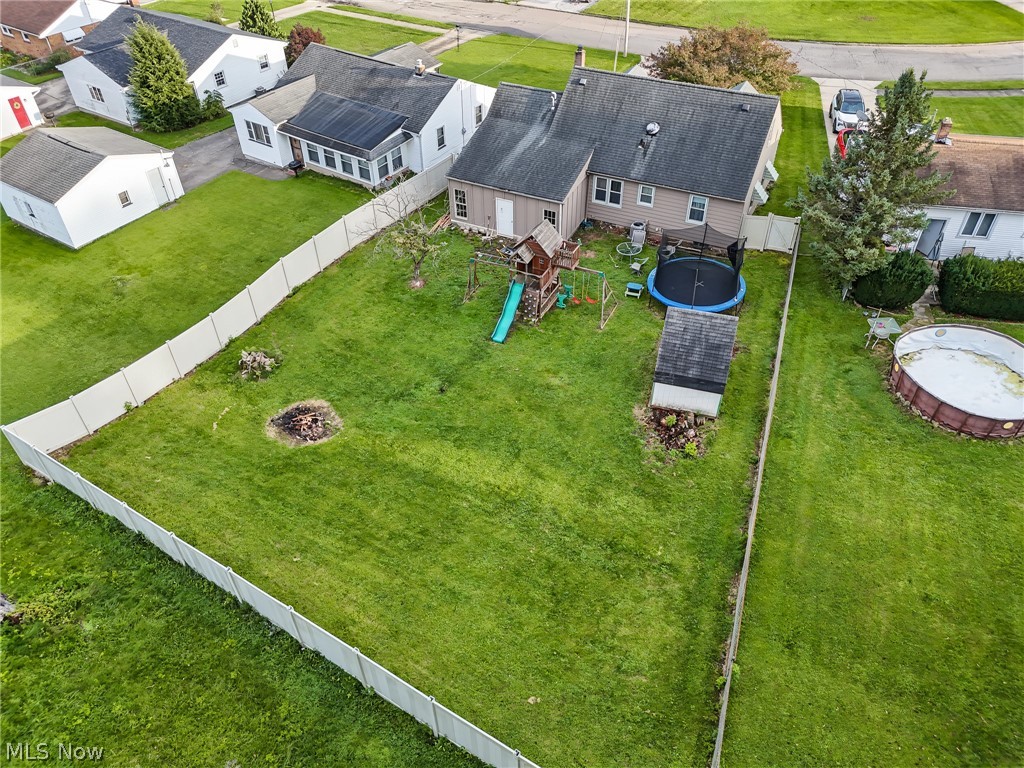 553 Judith Lane Struthers OH 44471