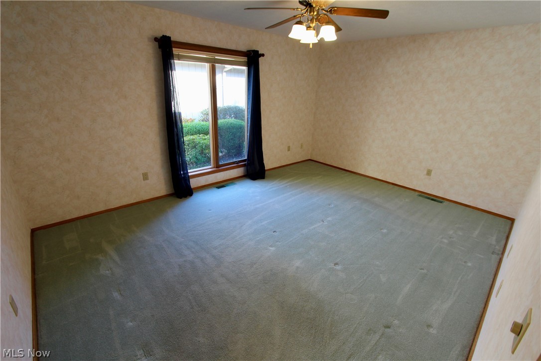 12946 Olympus Way Strongsville OH 44149