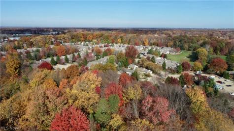 12946 Olympus Way Strongsville OH 44149