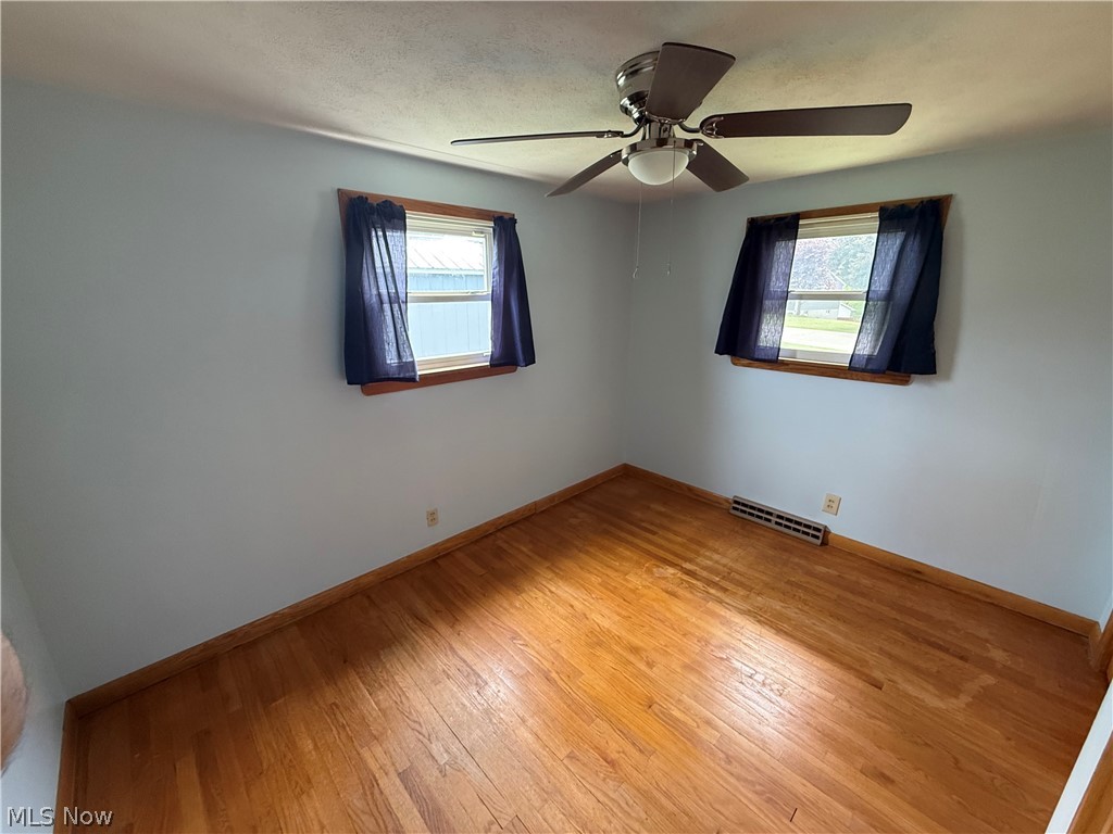 1538 S 13th Street Coshocton OH 43812