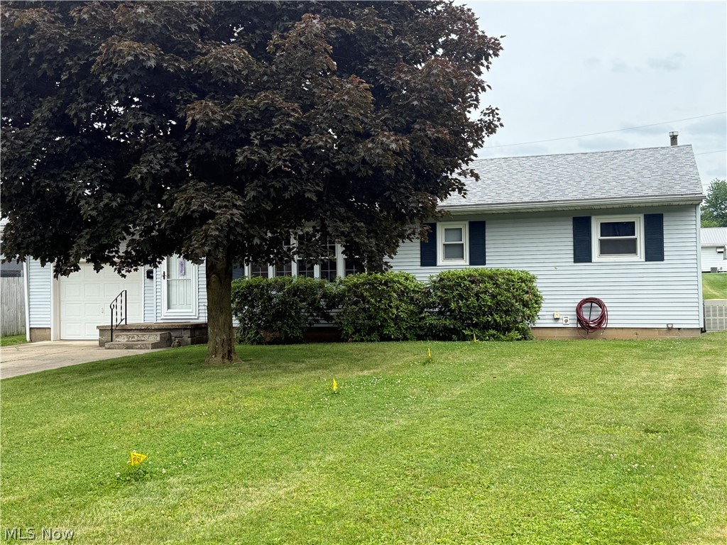 1538 S 13th Street Coshocton OH 43812