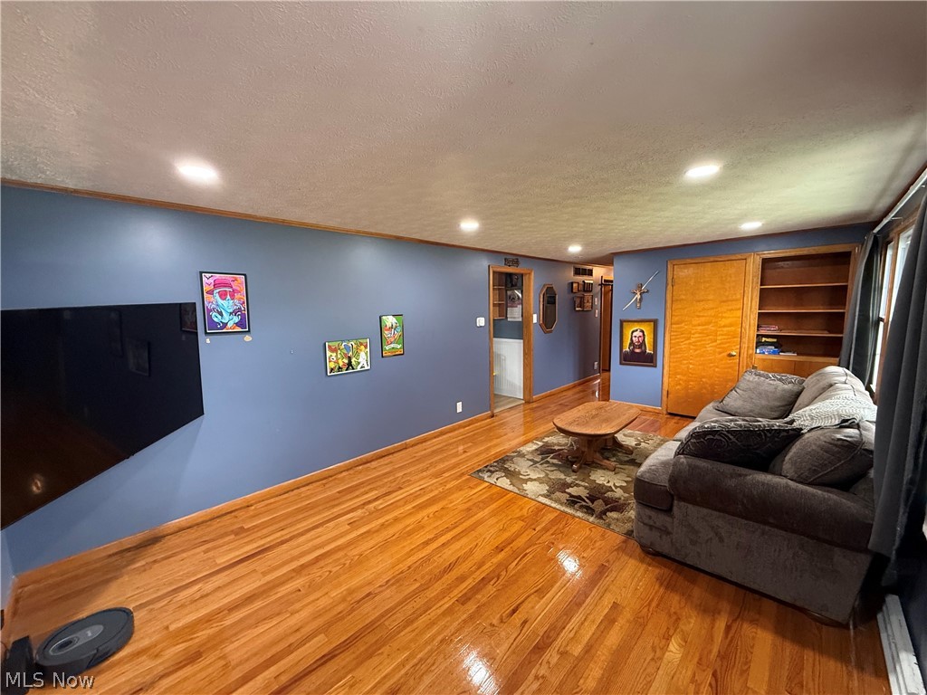 1538 S 13th Street Coshocton OH 43812