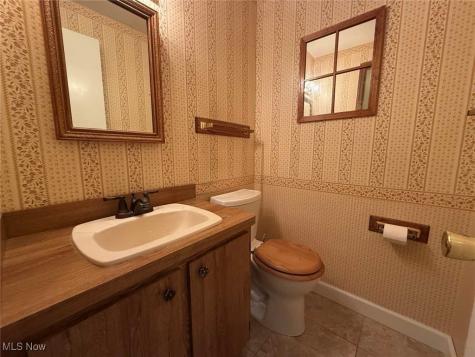 9474 Stoney Creek Lane Parma Heights OH 44130