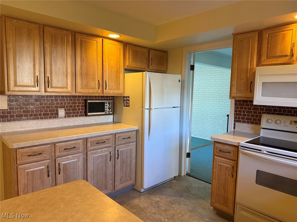 9474 Stoney Creek Lane Parma Heights OH 44130