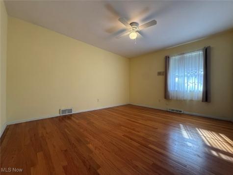 9474 Stoney Creek Lane Parma Heights OH 44130