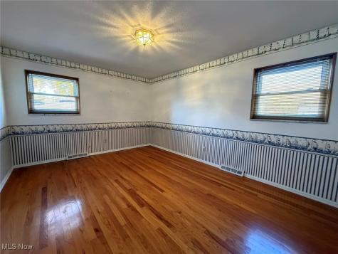 9474 Stoney Creek Lane Parma Heights OH 44130