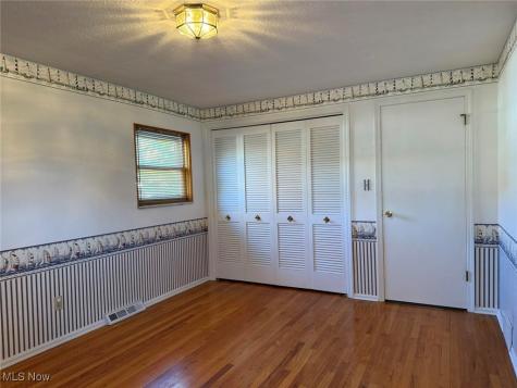 9474 Stoney Creek Lane Parma Heights OH 44130