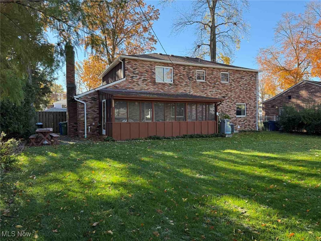 9474 Stoney Creek Lane Parma Heights OH 44130