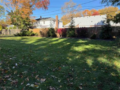 9474 Stoney Creek Lane Parma Heights OH 44130