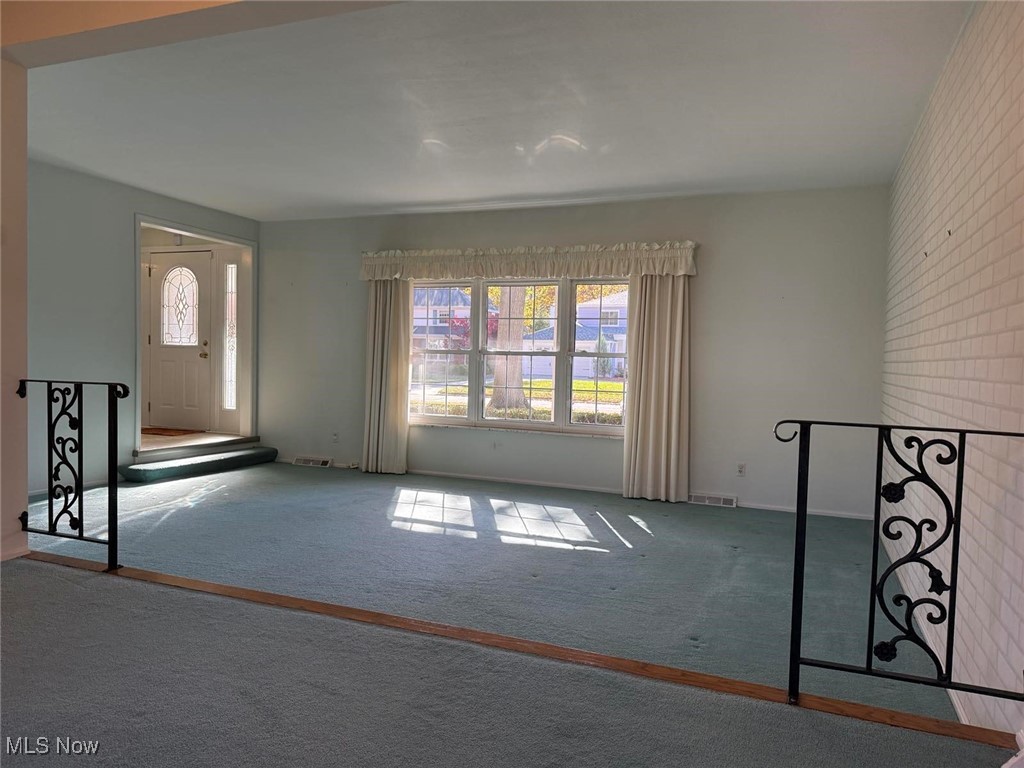 9474 Stoney Creek Lane Parma Heights OH 44130