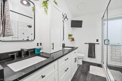 964 Kings Cross Drive Wadsworth OH 44281