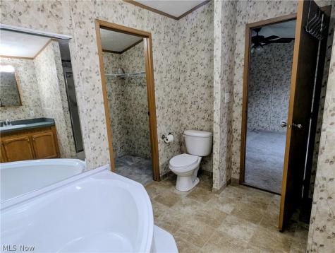 592 Sandtrap Circle Painesville OH 44077