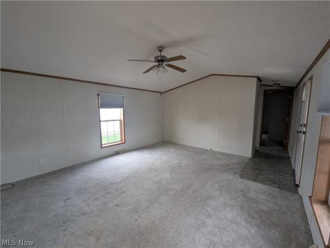 592 Sandtrap Circle Painesville OH 44077