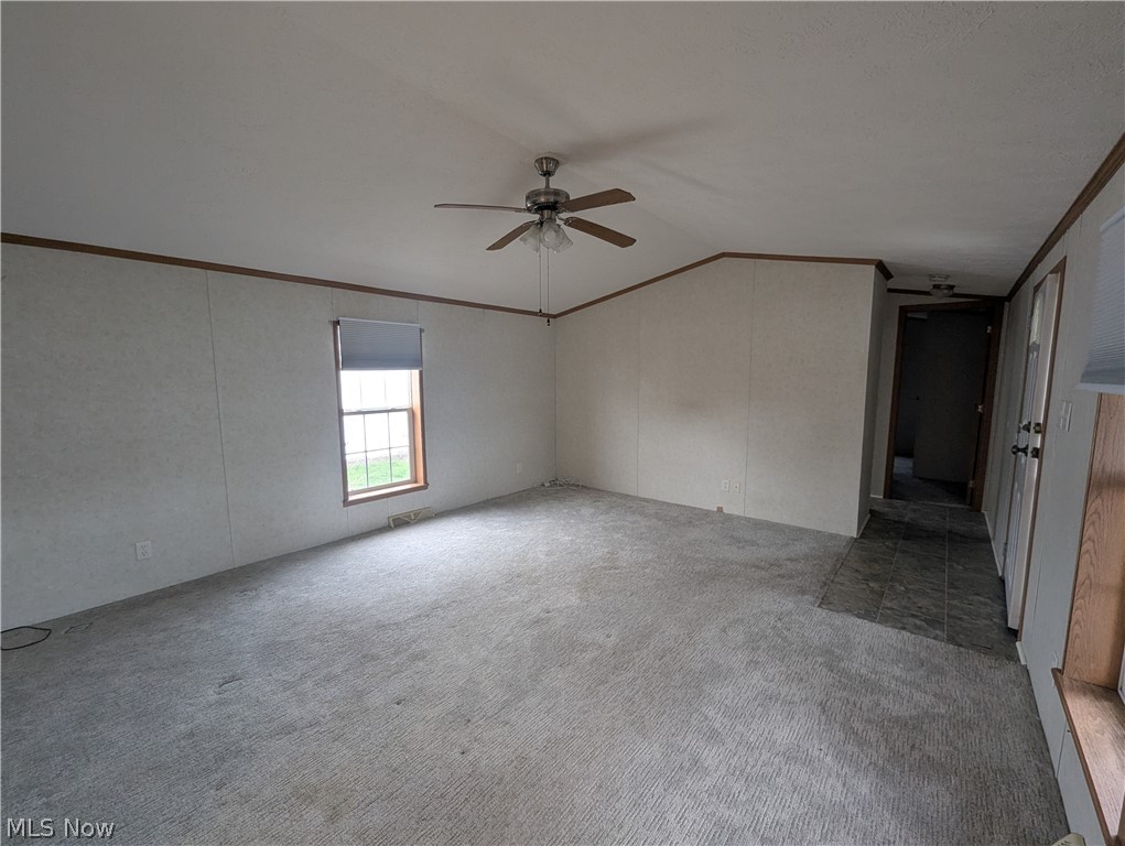 592 Sandtrap Circle Painesville OH 44077