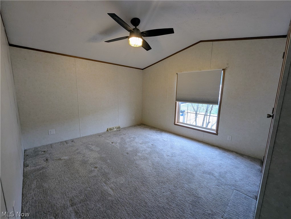 592 Sandtrap Circle Painesville OH 44077