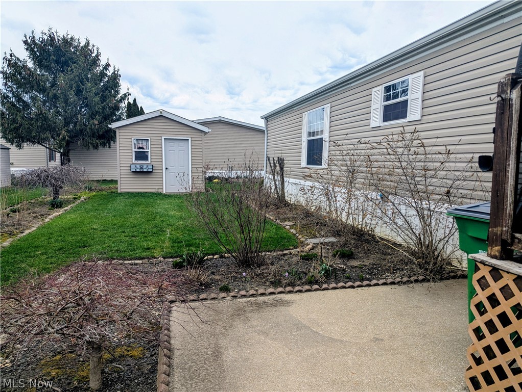 592 Sandtrap Circle Painesville OH 44077