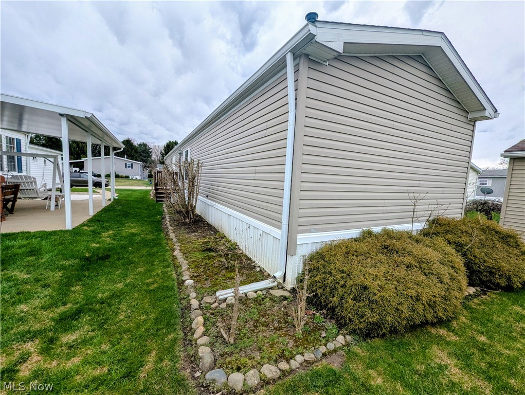 592 Sandtrap Circle Painesville OH 44077