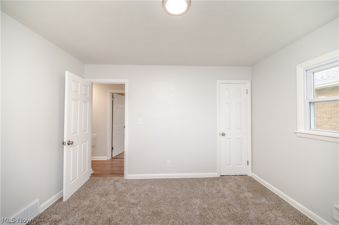 550 Neoka Drive Campbell OH 44405