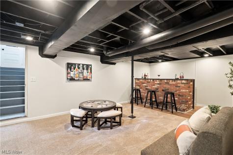 311 South Street NW Navarre OH 44662