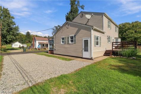 311 South Street NW Navarre OH 44662