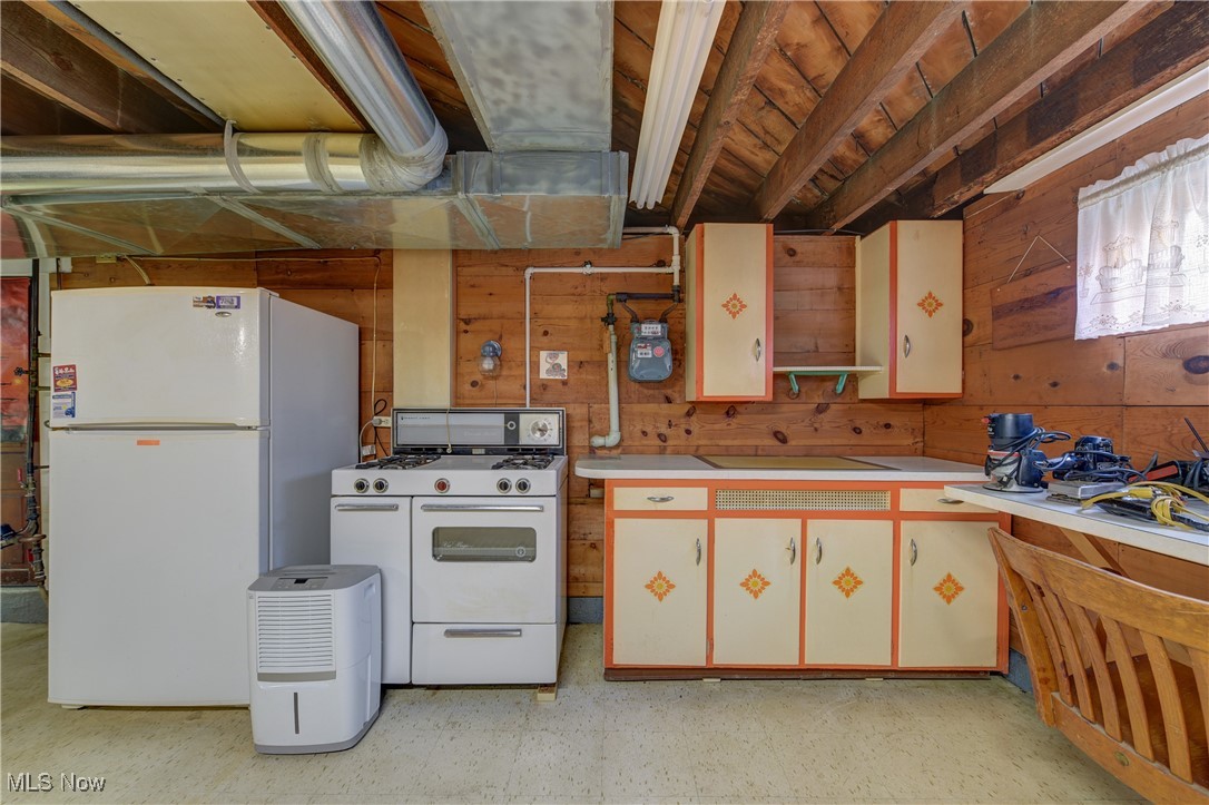 6387 Bonroi Drive Seven Hills OH 44131