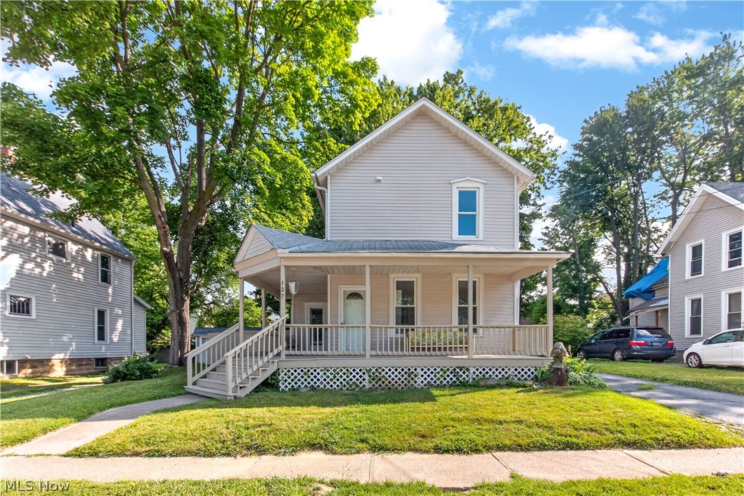 127 4th Street Elyria OH 44035