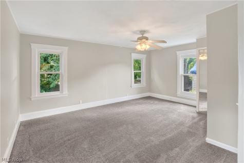 127 4th Street Elyria OH 44035