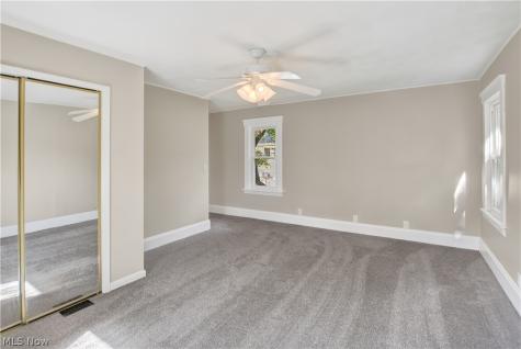 127 4th Street Elyria OH 44035