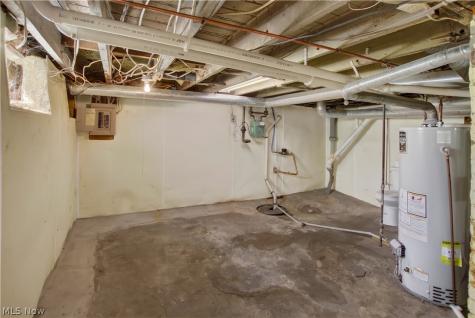 127 4th Street Elyria OH 44035