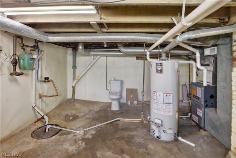 127 4th Street Elyria OH 44035
