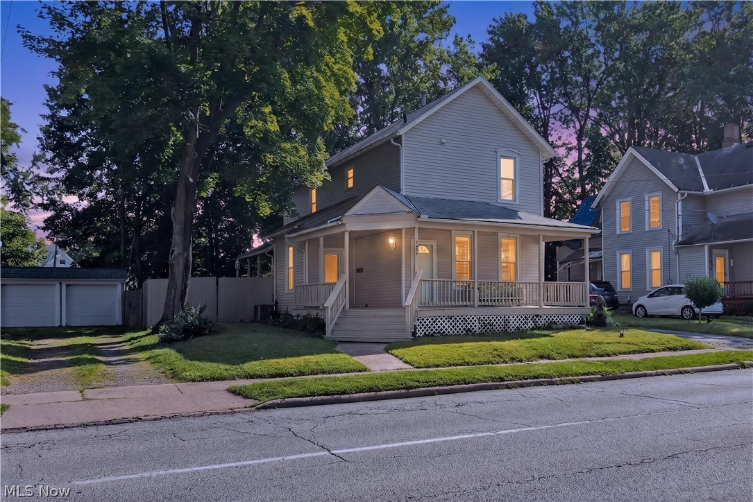 127 4th Street Elyria OH 44035