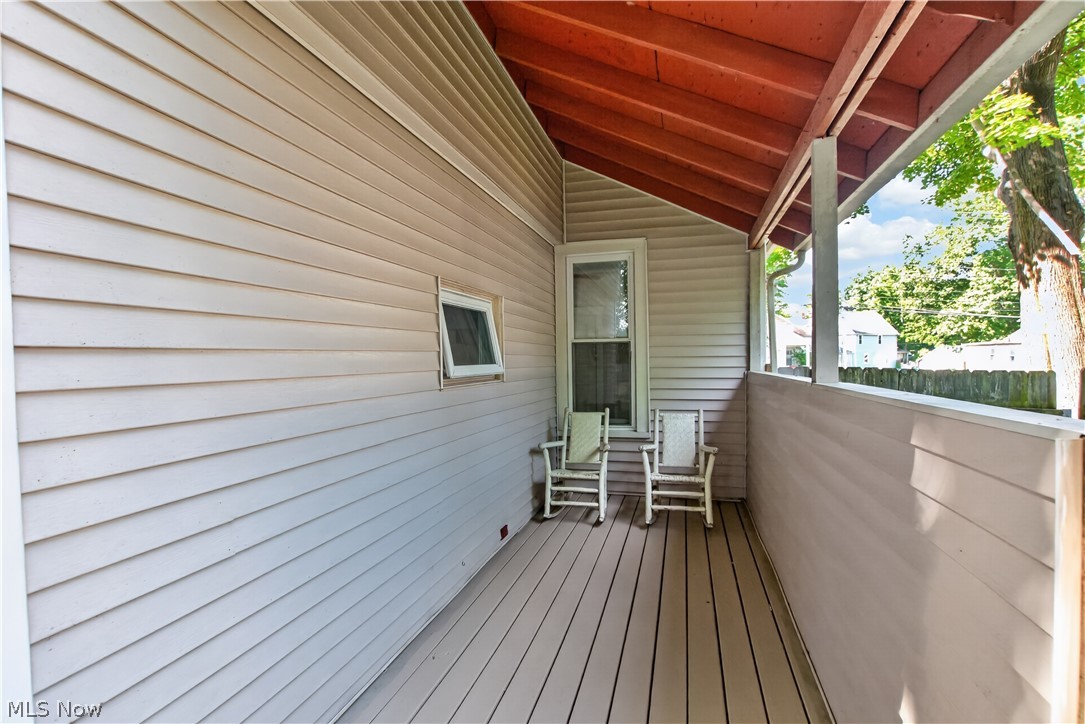 127 4th Street Elyria OH 44035
