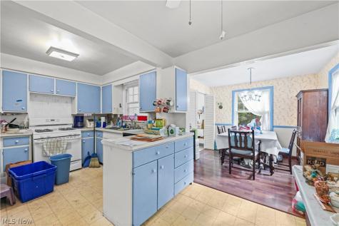 249 S Main Street Hudson OH 44236
