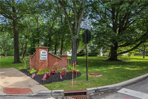 249 S Main Street Hudson OH 44236
