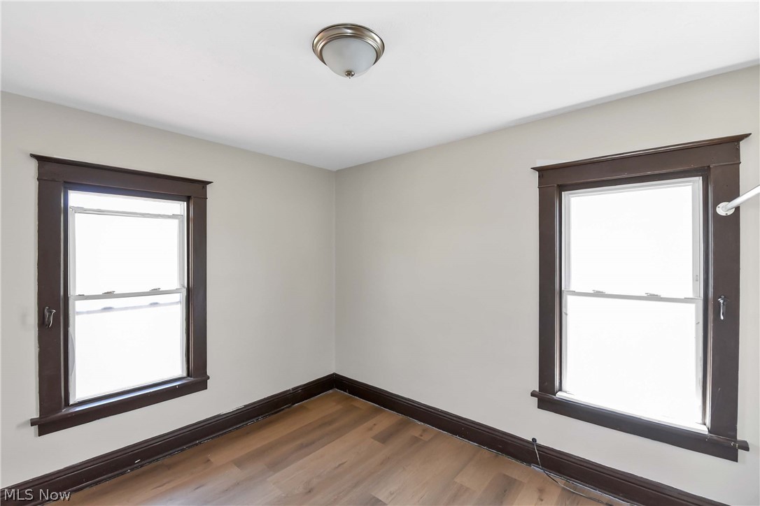 2037 Bunts Road Lakewood OH 44107
