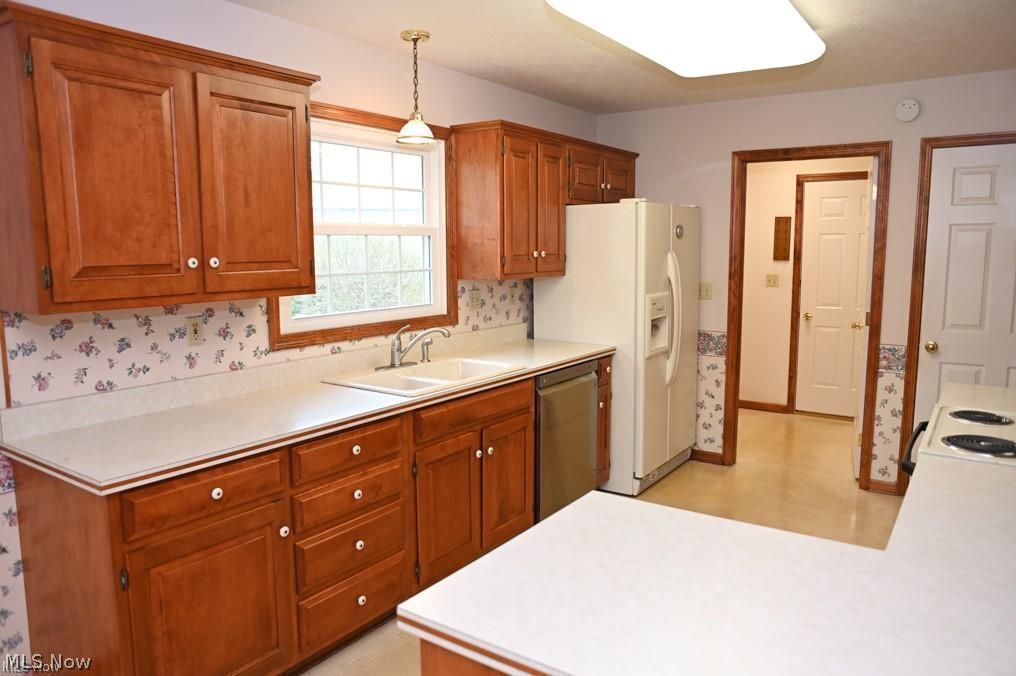 578 Memory Lane Wooster OH 44691