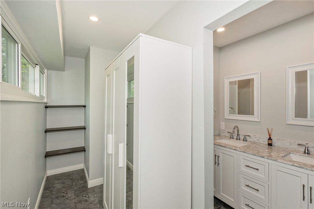 3719 Walter Road North Olmsted OH 44070