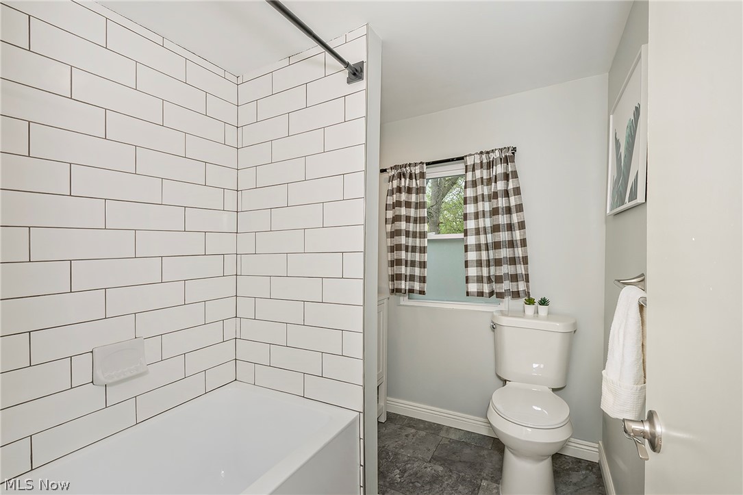 3719 Walter Road North Olmsted OH 44070