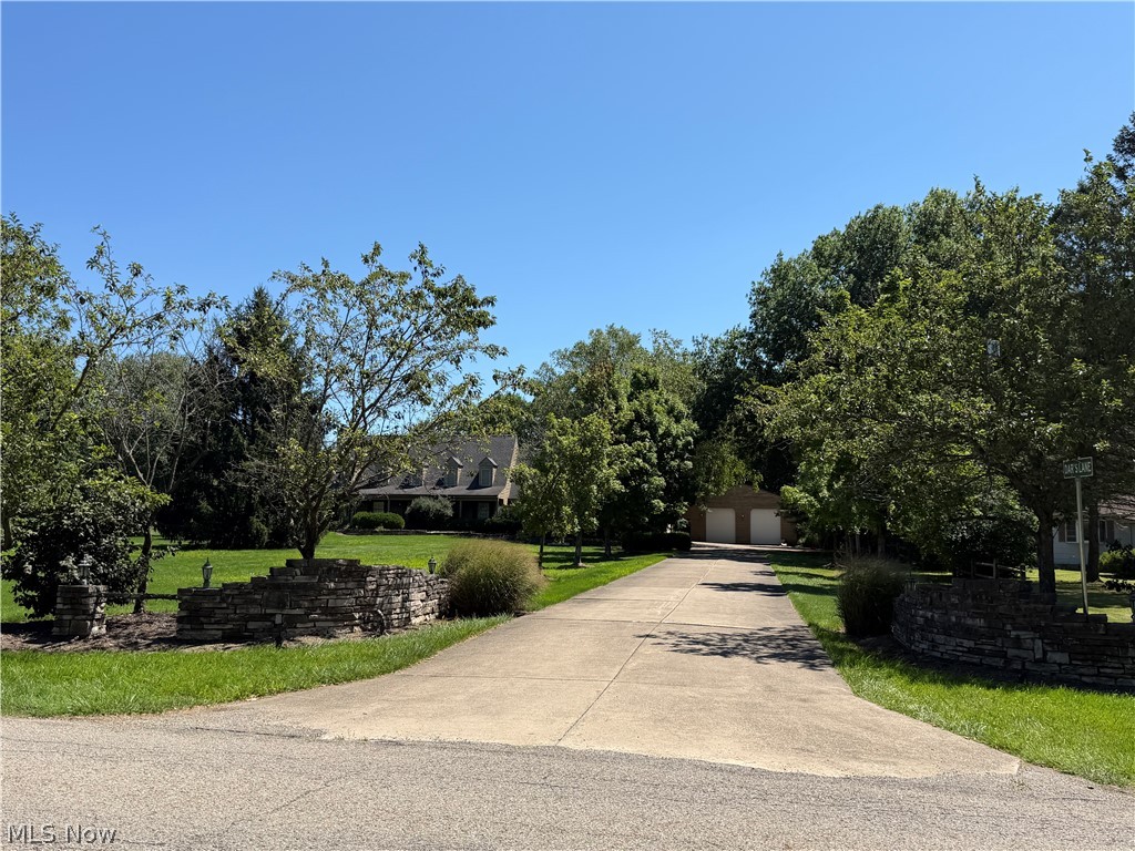 1406 Henn Hyde Road NE Warren OH 44484