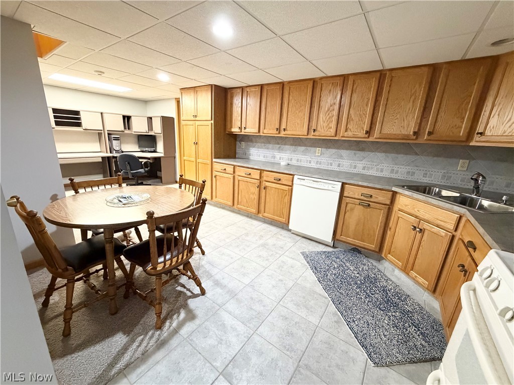 1406 Henn Hyde Road NE Warren OH 44484